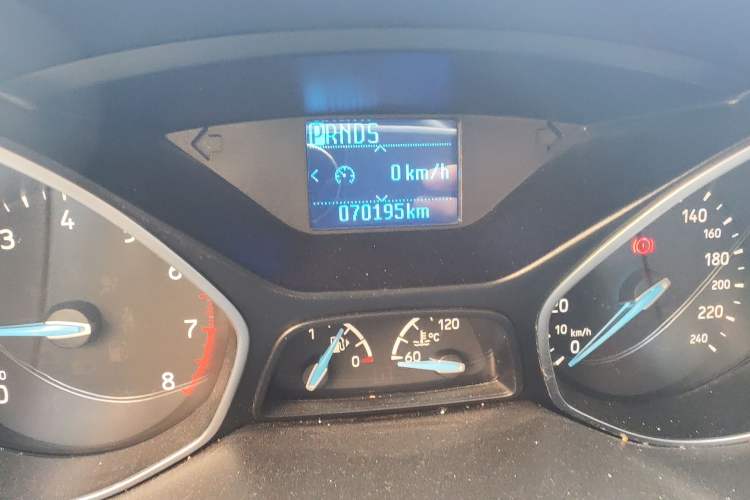 Used Ford Focus 2015 Sedan 1.6L Automatic Trend Model Odometer Close Up