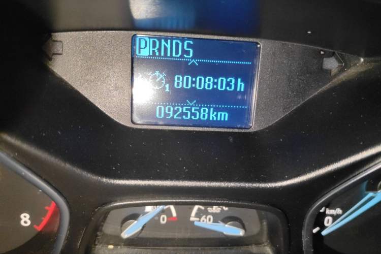Used Ford Focus 2015 Hatchback EcoBoost 125 Automatic Supreme Style Edition Odometer Close Up