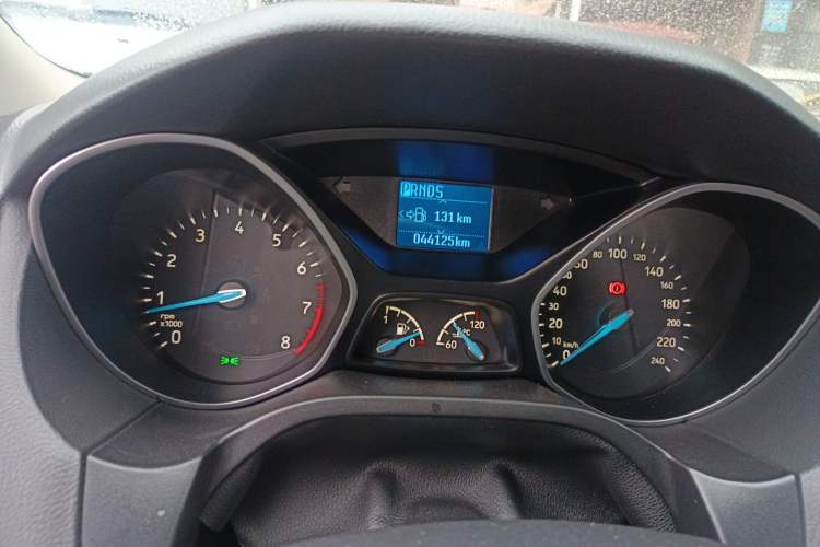 Used Ford Focus 2015 Sedan 1.6L Automatic Trend Model Odometer Close Up