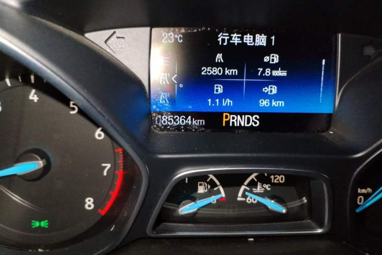 Used Ford Focus 2015 Hatchback EcoBoost 180 Automatic Sport Model Odometer Close Up