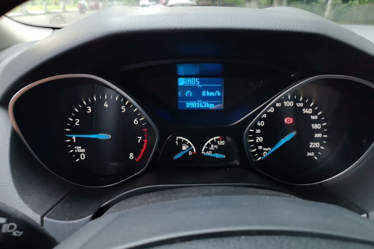Used Ford Focus 2015 Sedan 1.6L Automatic Trend Model Odometer Close Up