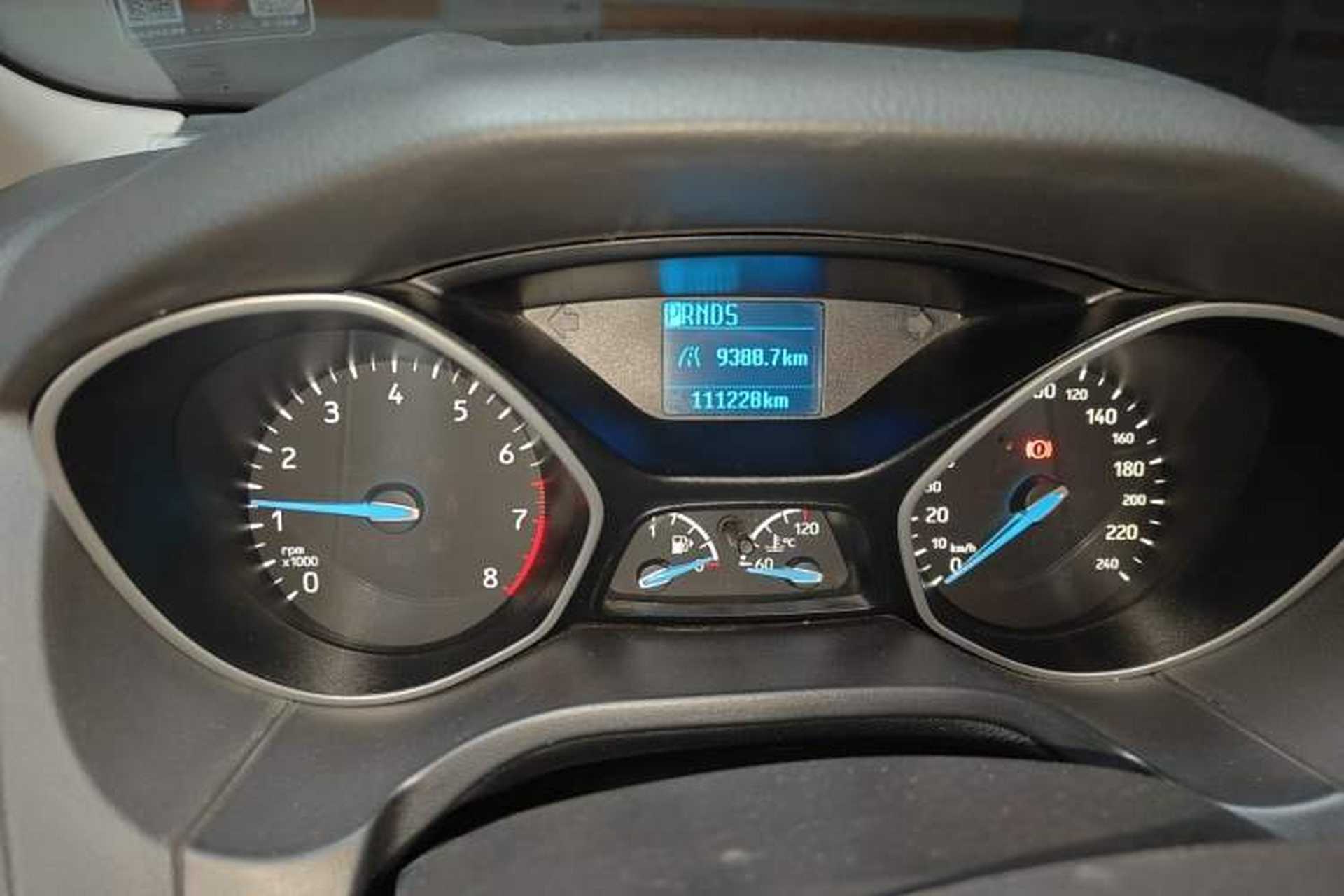 Used Ford Focus 2015 Sedan 1.6L Automatic Comfort Model Odometer Close Up