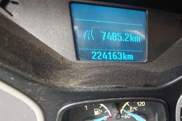Used Ford Focus 2015 Sedan 1.6L Manual Comfort Model Odometer Close Up