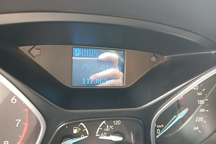 Used Ford Focus 2015 Sedan EcoBoost 125 Automatic Supreme Style Edition Odometer Close Up