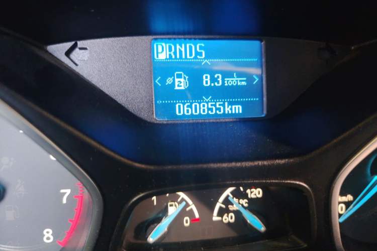 Used Ford Focus 2015 Sedan 1.6L Automatic Trend Model Odometer Close Up