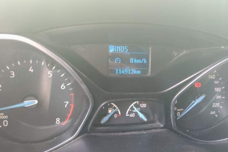 Used Ford Focus 2015 Sedan 1.6L Automatic Trend Model Odometer Close Up