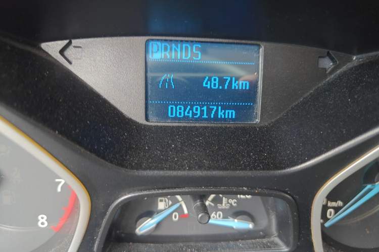 Used Ford Focus 2015 Sedan 1.6L Automatic Comfort Model Odometer Close Up