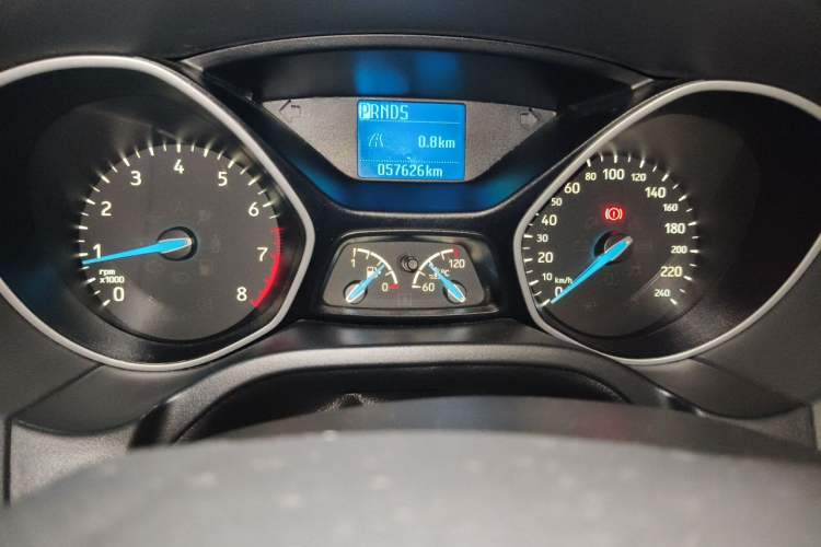 Used Ford Focus 2015 Hatchback 1.6L Automatic Comfort Model Odometer Close Up
