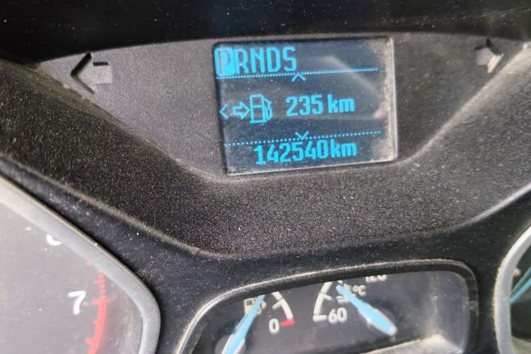 Used Ford Focus 2015 Hatchback 1.6L Automatic Fashion Edition Odometer Close Up