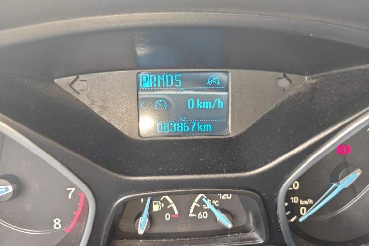 Used Ford Focus 2015 Hatchback EcoBoost 125 Automatic Supreme Style Edition Odometer Close Up