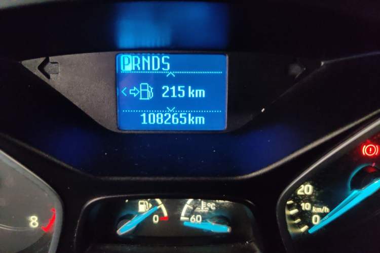 Used Ford Focus 2015 Hatchback 1.6L Automatic Fashion Edition Odometer Close Up