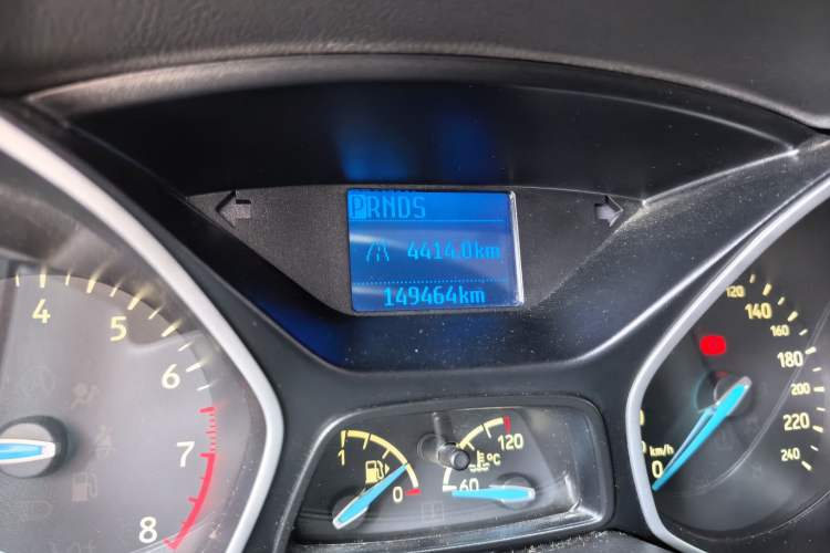 Used Ford Focus 2015 Sedan 1.6L Automatic Comfort Model Odometer Close Up