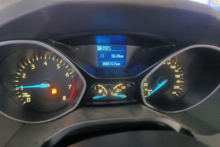 Used Ford Focus 2015 Hatchback 1.6L Automatic Comfort Model Odometer Close Up