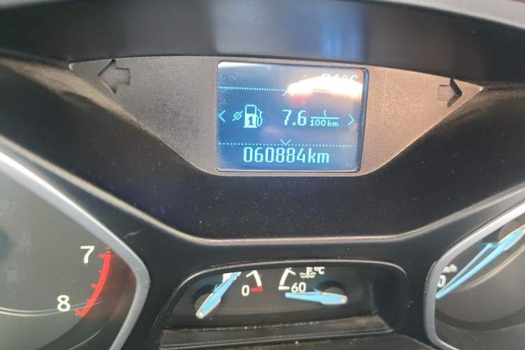 Used Ford Focus 2015 Hatchback 1.6L Manual Fashion Edition Odometer Close Up