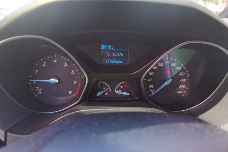 Used Ford Focus 2015 Sedan 1.6L Automatic Trend Model Odometer Close Up