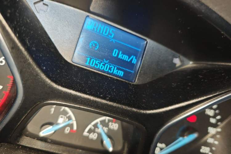 Used Ford Focus 2015 Hatchback 1.6L Automatic Fashion Edition Odometer Close Up