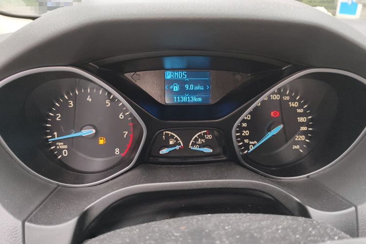 Used Ford Focus 2015 Hatchback 1.6L Automatic Fashion Edition Odometer Close Up