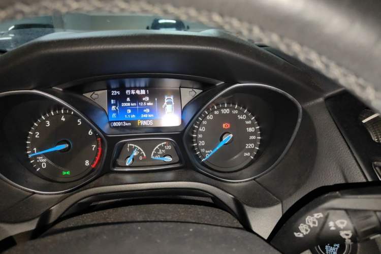 Used Ford Focus 2015 Hatchback EcoBoost 180 Automatic Sport Model Odometer Close Up