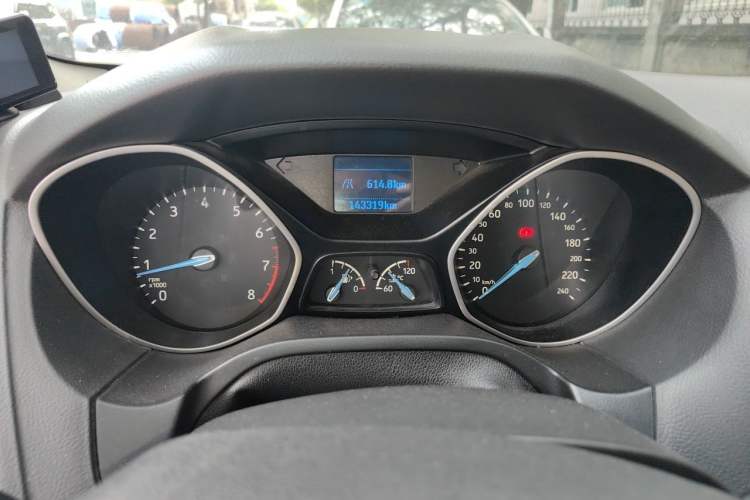 Used Ford Focus 2015 Sedan 1.6L Manual Comfort Model Odometer Close Up