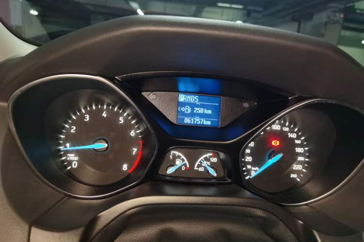 Used Ford Focus 2015 Sedan 1.6L Automatic Trend Model Odometer Close Up