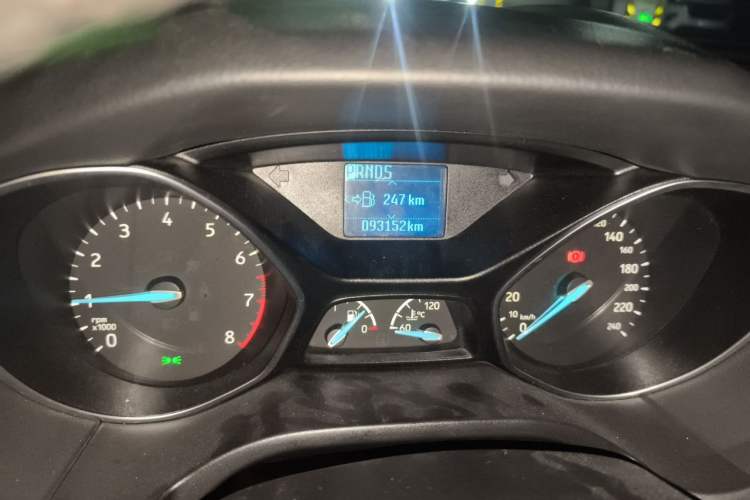 Used Ford Focus 2015 Sedan 1.6L Automatic Trend Model Odometer Close Up