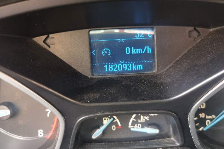 Used Ford Focus 2015 Sedan EcoBoost 125 Manual – Ultra-Style Edition Odometer Close Up