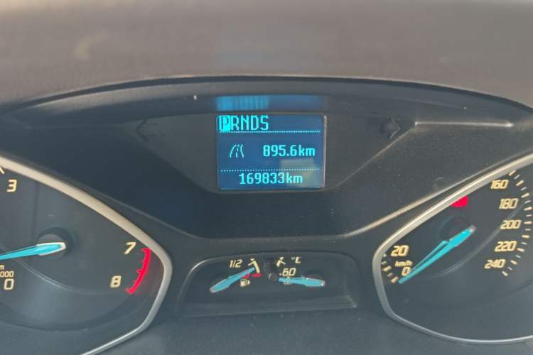 Used Ford Focus 2015 Sedan 1.6L Automatic Comfort Model Odometer Close Up