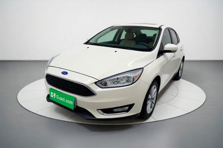 Ojetý Ford Focus 2015 Hatchback EcoBoost 125 Manual – Ultra-Style Edition Guazi used car, China used car export, Used car for sale, Used cars, Cheapest cars for sale