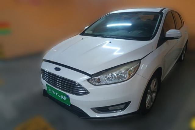 Used Ford Focus 2015 Sedan 1.6L Manual Fashion Edition