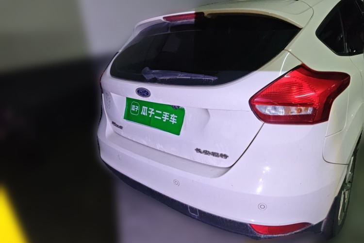 Used Ford Focus 2015 Hatchback 1.6L Automatic Fashion Edition Rear