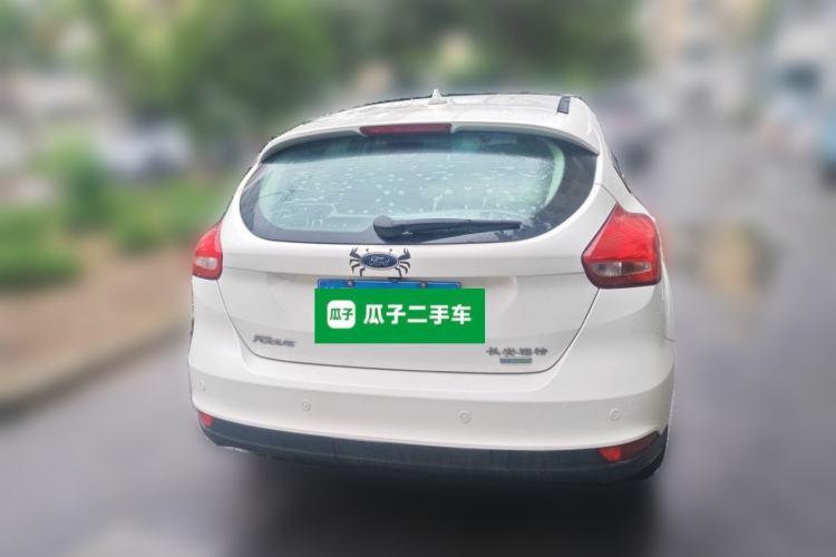 Used Ford Focus 2015 Hatchback EcoBoost 125 Automatic Supreme Style Edition Rear