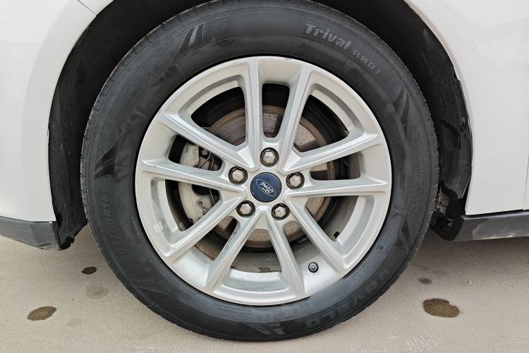 Used Ford Focus 2015 Hatchback 1.6L Automatic Fashion Edition Rear