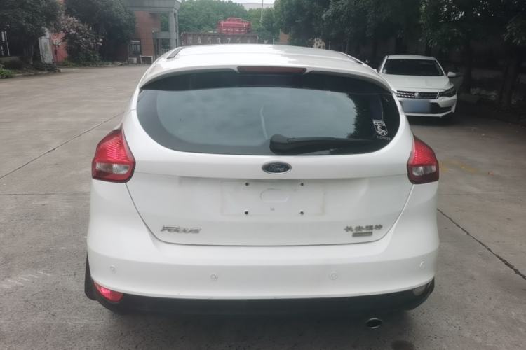 Used Ford Focus 2015 Hatchback EcoBoost 180 Automatic Elite Model Rear