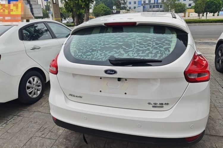 Used Ford Focus 2015 Hatchback EcoBoost 125 Automatic Supreme Style Edition Rear