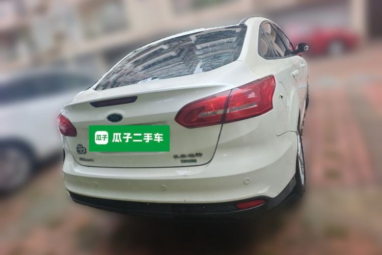 Used Ford Focus 2015 Sedan EcoBoost 125 Automatic Supreme Style Edition Rear