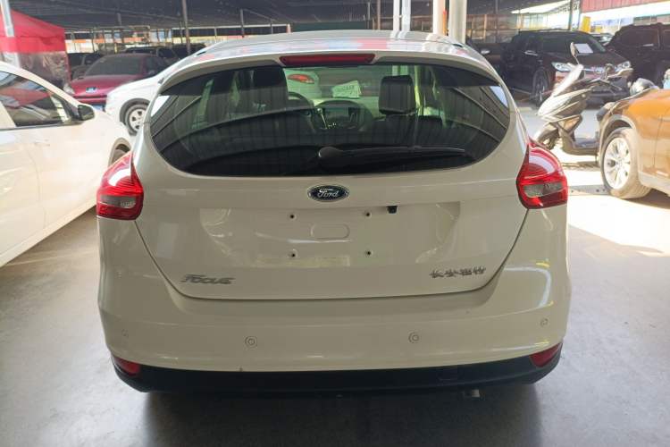 Used Ford Focus 2015 Hatchback 1.6L Automatic Fashion Edition Rear