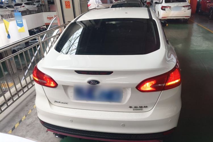 Used Ford Focus 2015 Sedan EcoBoost 125 Automatic Supreme Style Edition Rear