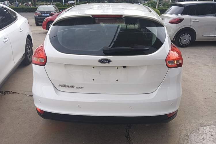 Used Ford Focus 2015 Hatchback 1.6L Automatic Fashion Edition Rear