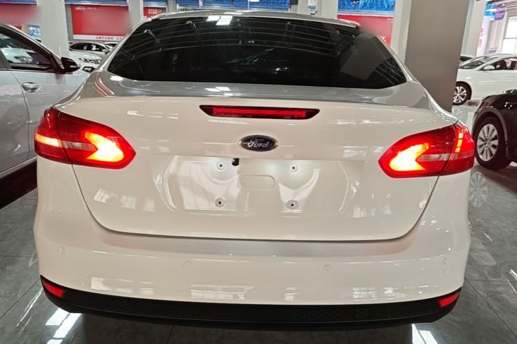 Used Ford Focus 2015 Sedan 1.6L Automatic Comfort Model Rear
