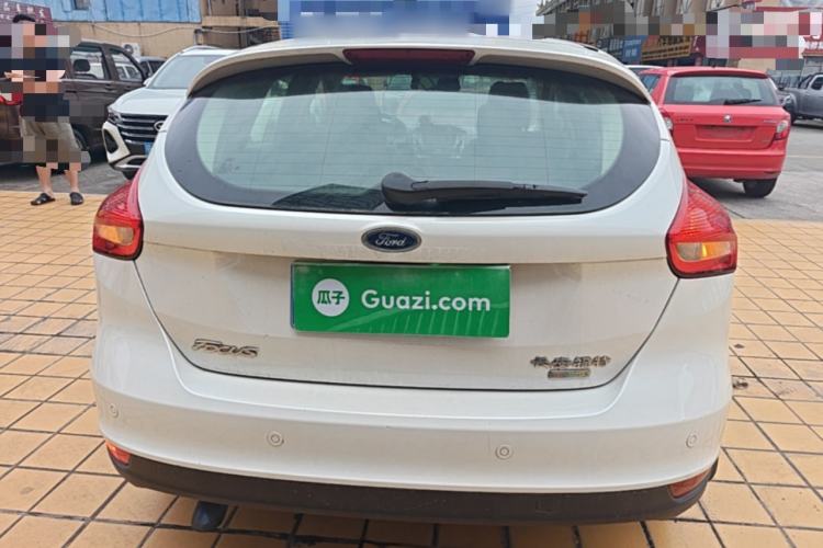 Used Ford Focus 2015 Hatchback EcoBoost 125 Automatic Supreme Style Edition Rear