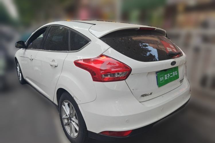 Used Ford Focus 2015 Hatchback EcoBoost 180 Automatic Elite Model Rear Left 45 Deg