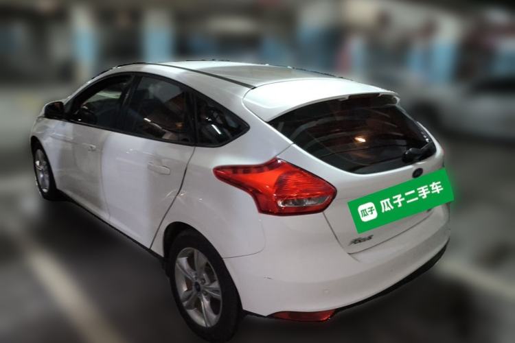 Used Ford Focus 2015 Hatchback 1.6L Automatic Comfort Model Rear Left 45 Deg