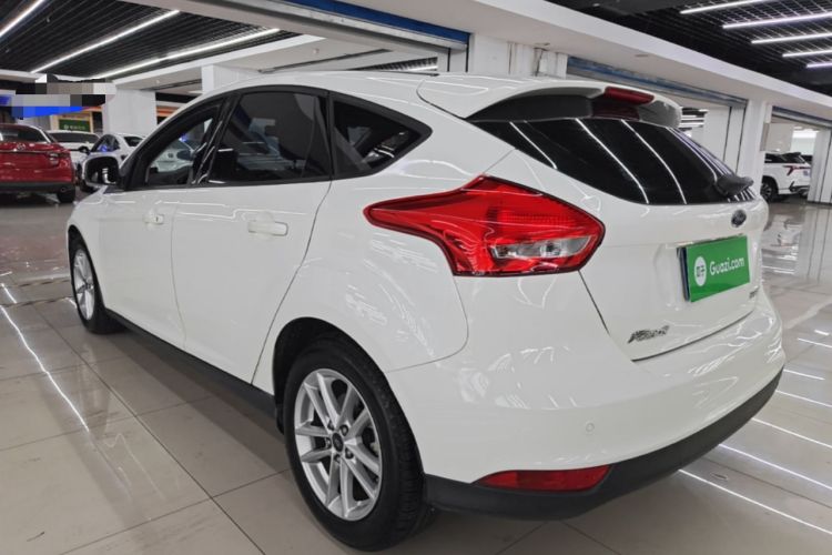 Used Ford Focus 2015 Hatchback 1.6L Automatic Fashion Edition Rear Left 45 Deg