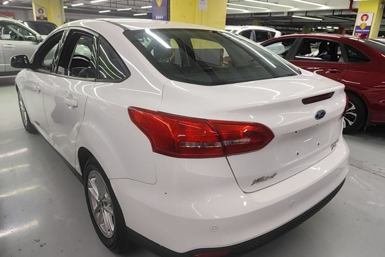 Used Ford Focus 2015 Sedan EcoBoost 125 Automatic Supreme Style Edition Rear Left 45 Deg