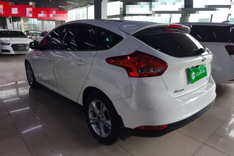Used Ford Focus 2015 Hatchback 1.6L Automatic Comfort Model Rear Left 45 Deg