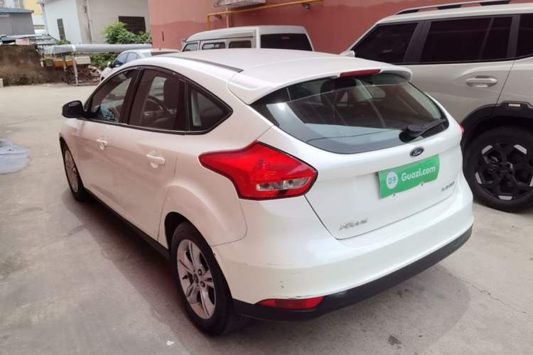 Used Ford Focus 2015 Hatchback 1.6L Automatic Comfort Model Rear Left 45 Deg