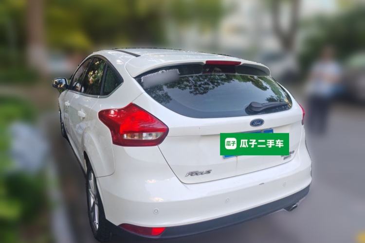 Used Ford Focus 2015 Hatchback EcoBoost 180 Automatic Elite Model Rear Left 45 Deg