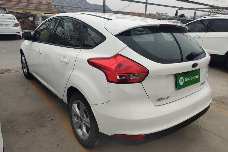 Used Ford Focus 2015 Hatchback 1.6L Automatic Comfort Model Rear Left 45 Deg