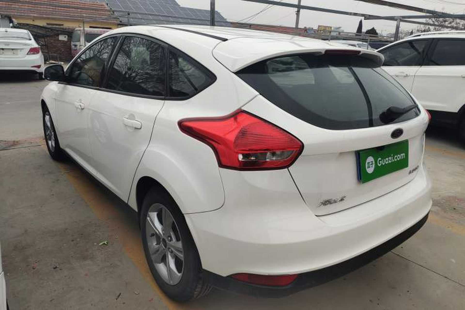 Used Ford Focus 2015 Hatchback 1.6L Automatic Comfort Model Rear Left 45 Deg