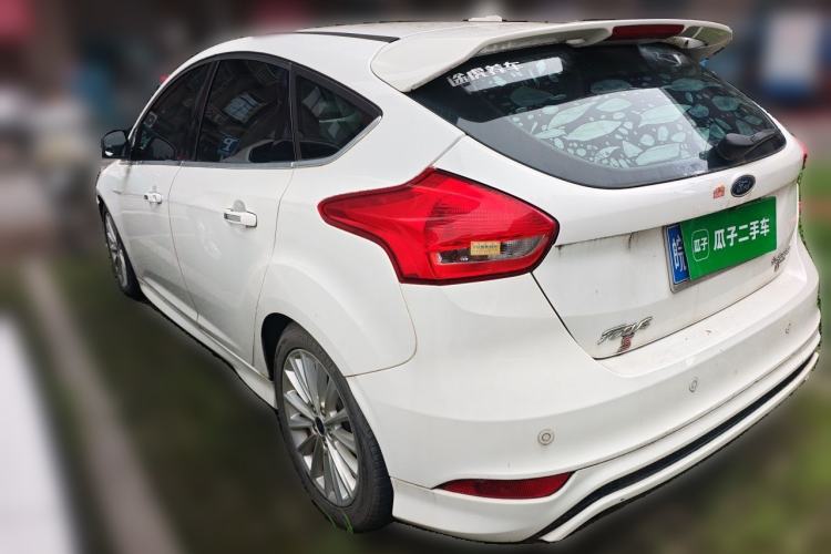 Used Ford Focus 2015 Hatchback EcoBoost 180 Automatic Sport Model Rear Left 45 Deg